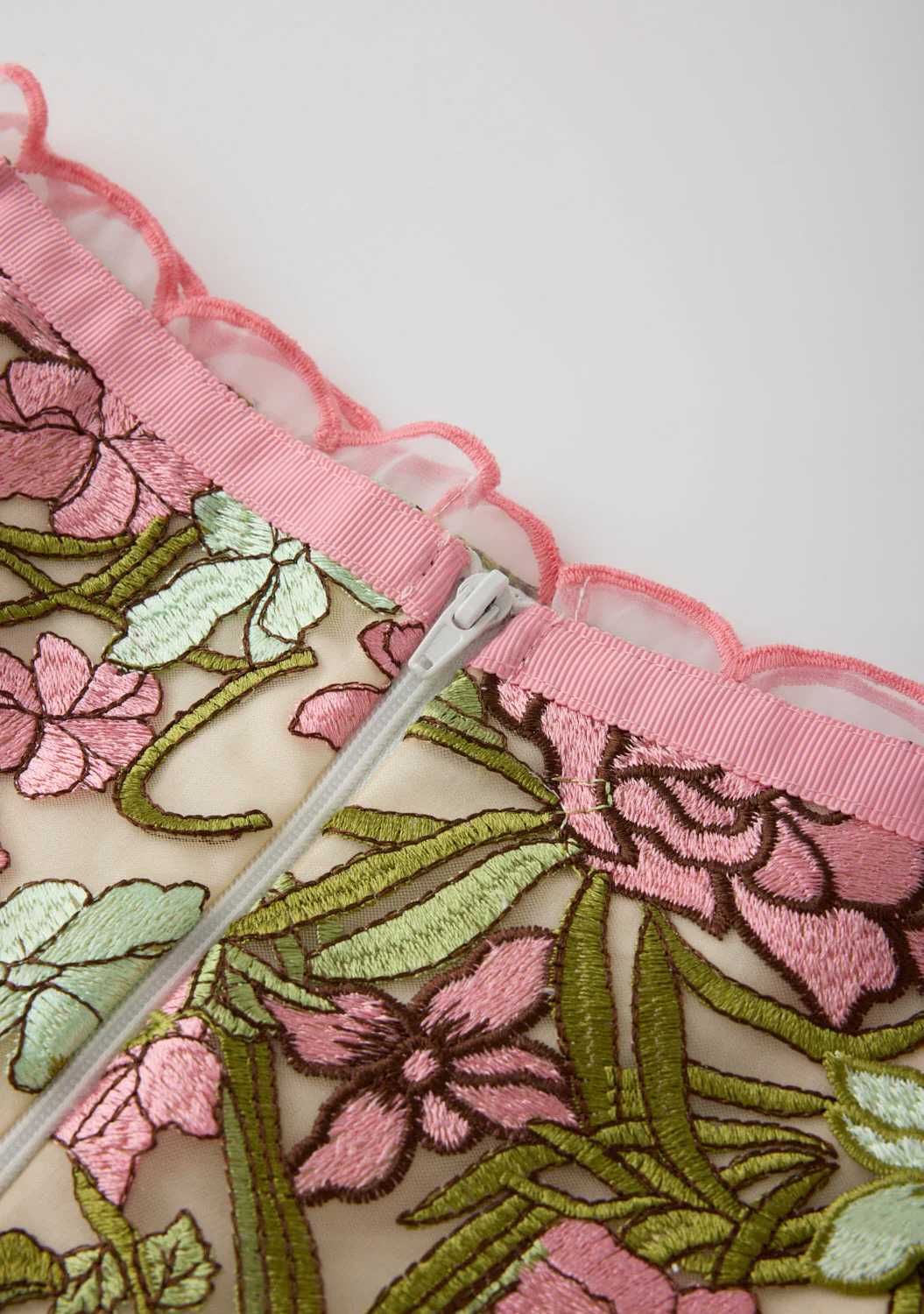 Bonnie Embroidered Mini Skirt - Image 9