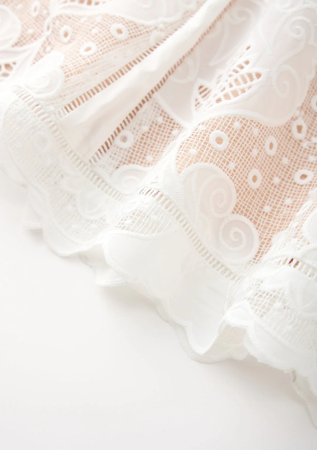 Celia Lace Maxi Dress (Women) - Image 5