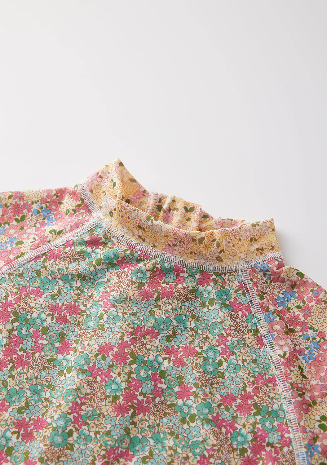 Ditsy Floral Rashie - Image 5