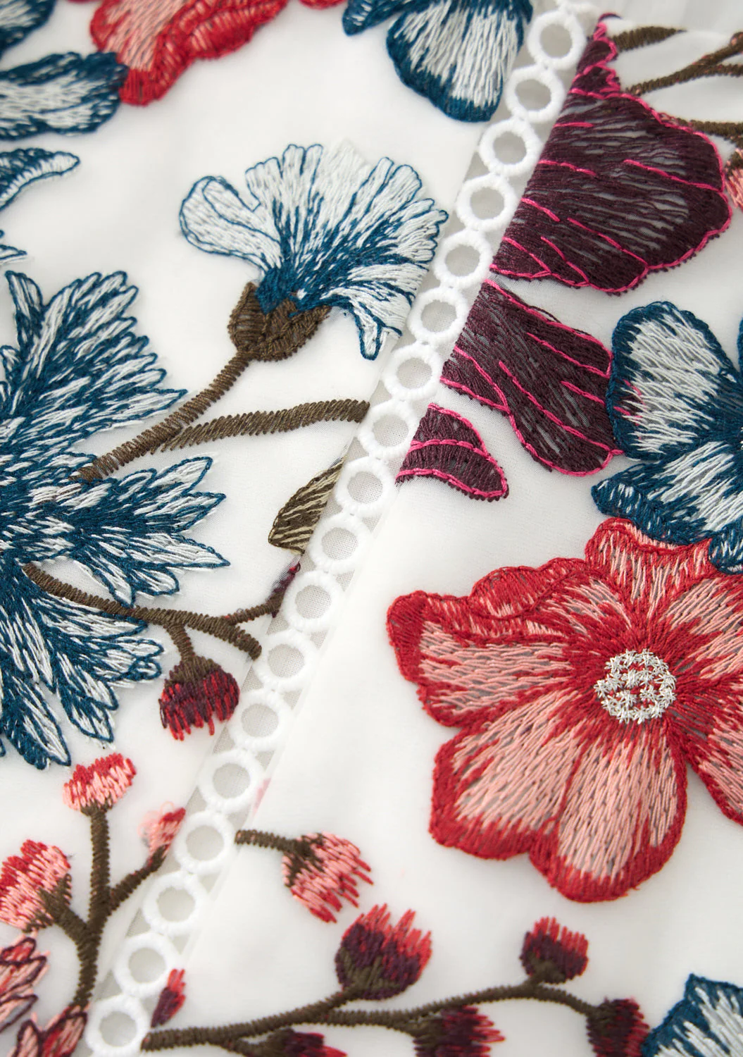 Elana Embroidered Top - Image 6
