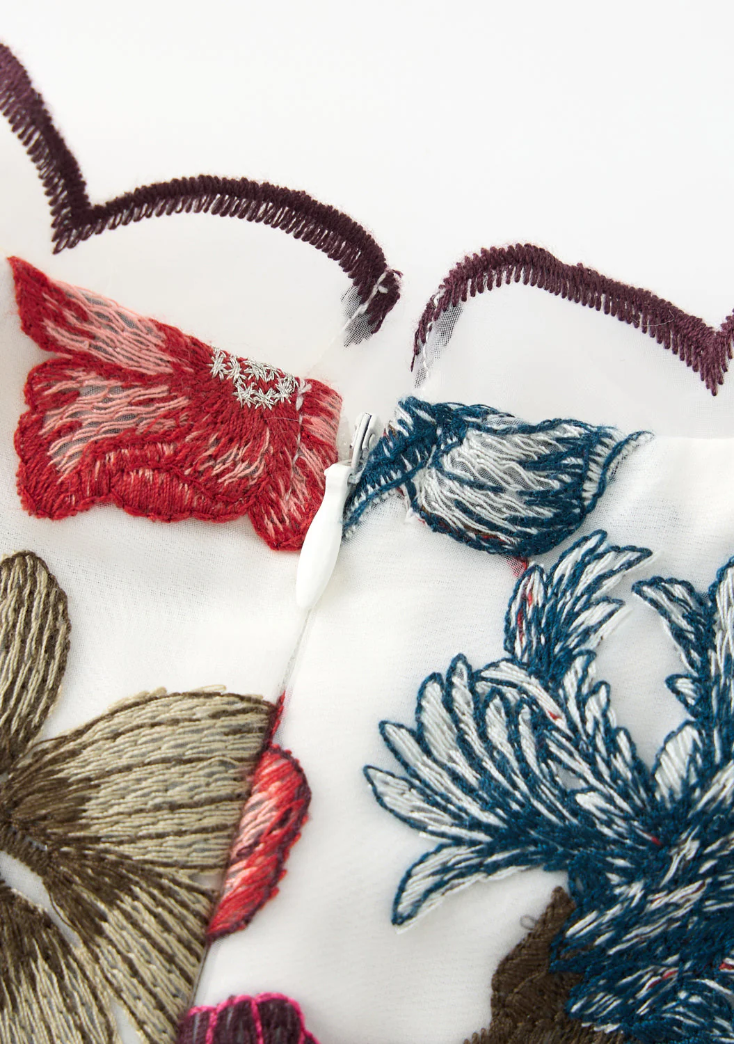 Elana Embroidered Top - Image 9