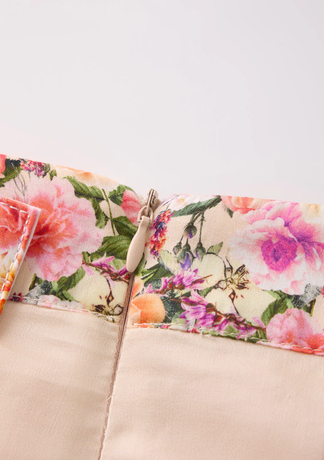 Harper Floral Pants - Image 7