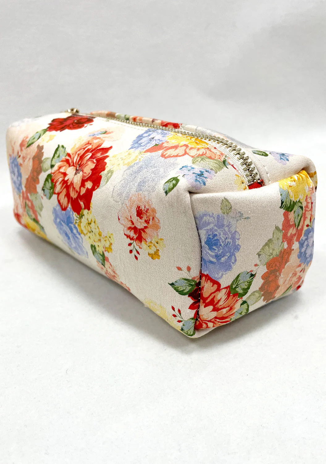 Holiday Makeup Bag Set - Image 4