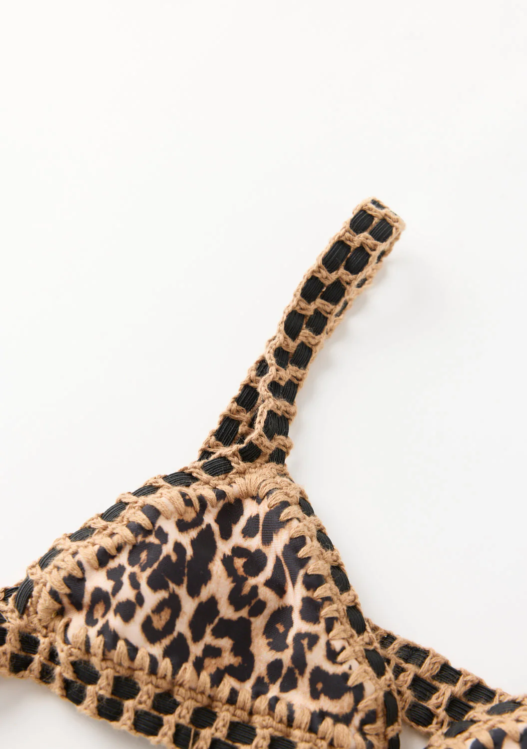 Leona Bikini - Image 6