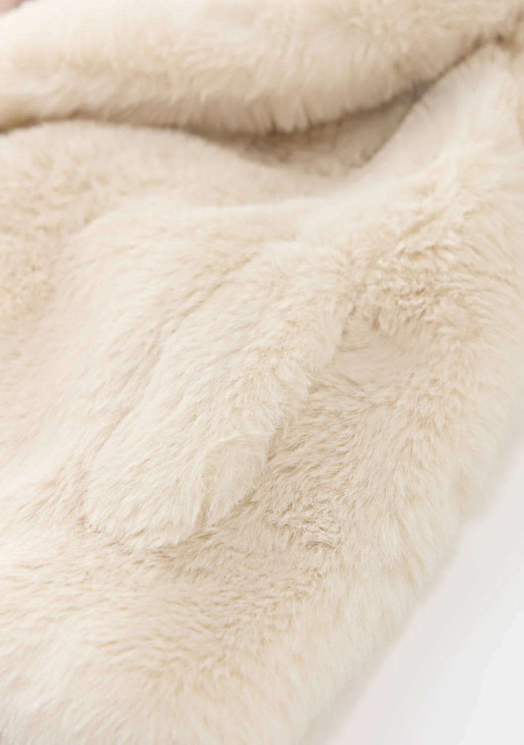 Lucia Fur Jacket - Image 7
