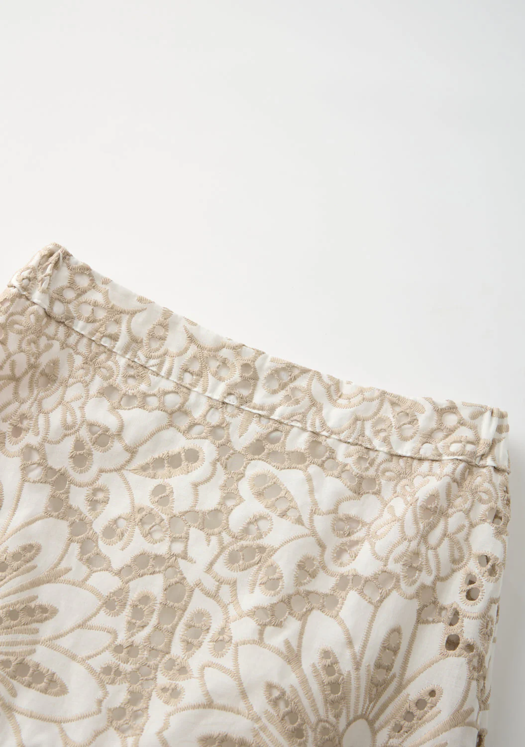 Makayla Embroidered Skirt - Image 4
