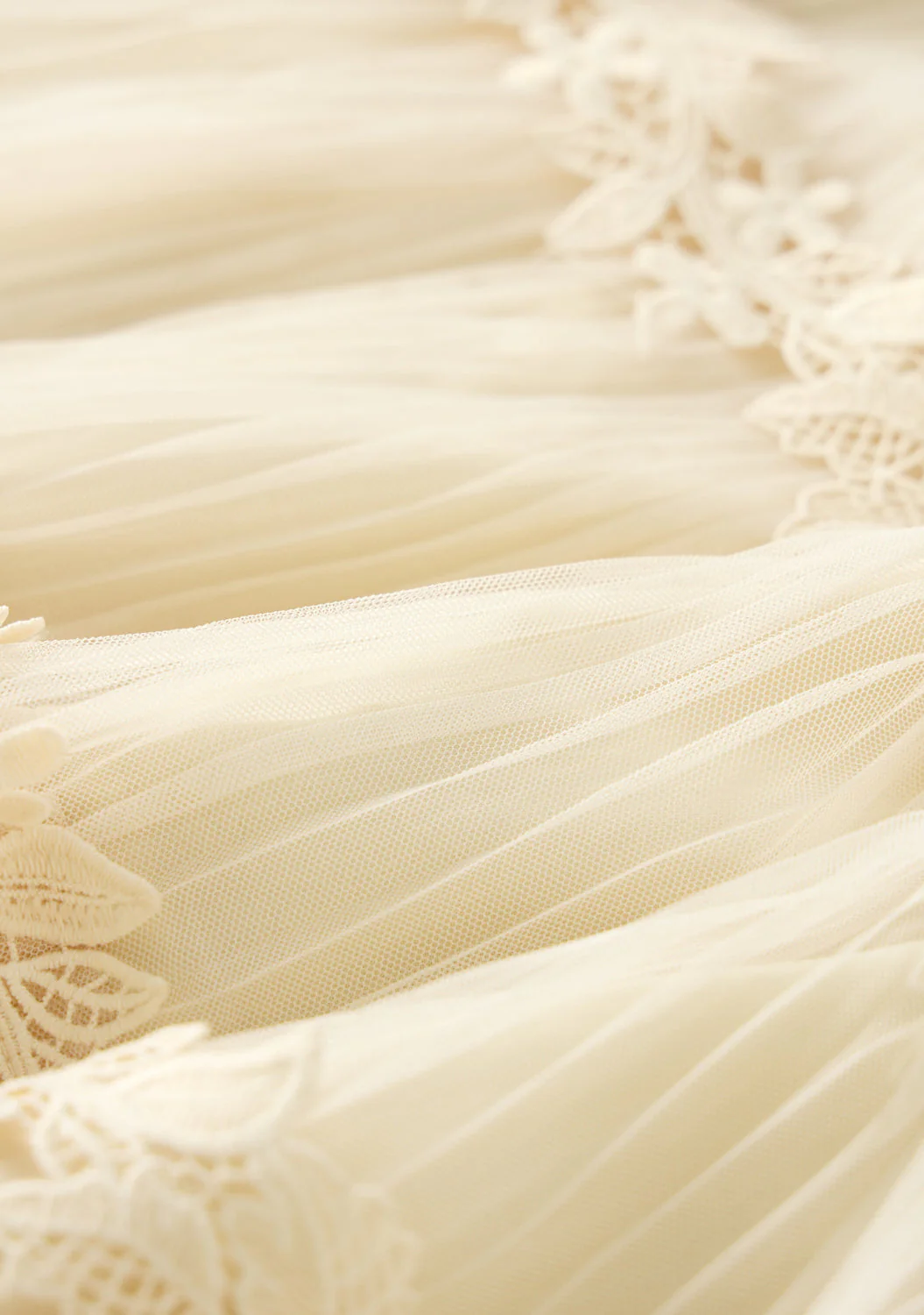 Peggy Lace Midi Dress - Image 11