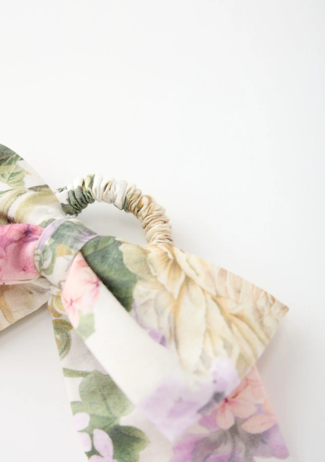 Seraphina Bow Scrunchie - Image 3