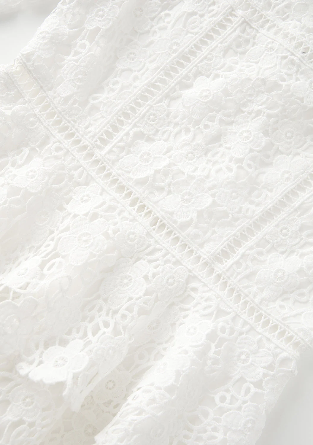 Wonderland Embroidered Dress - Image 16